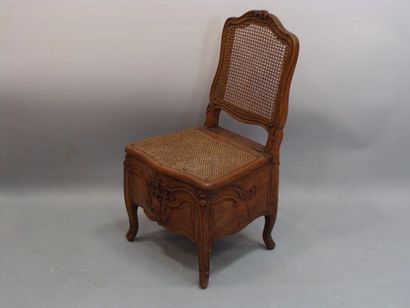CHAISE DITE «DE COMMODITE» en hêtre mouluré...