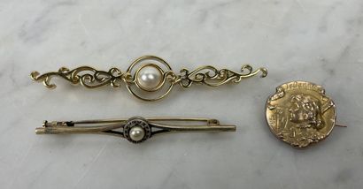 Set of three fancy brooches: Monet, FIX (central...