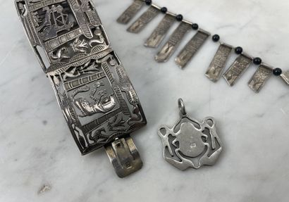 Lot of jewelry with Egyptian and Tuareg decor...
