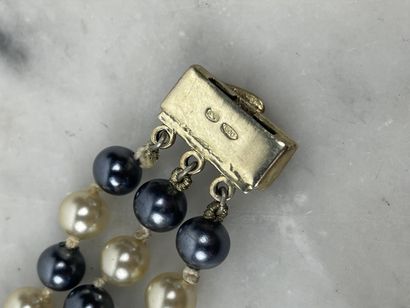 Silver bracelet (800 thousandths) with three...