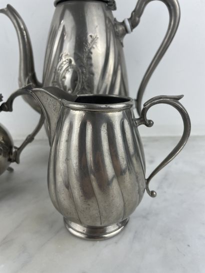 Set of three antique metal pourers - Germany,...