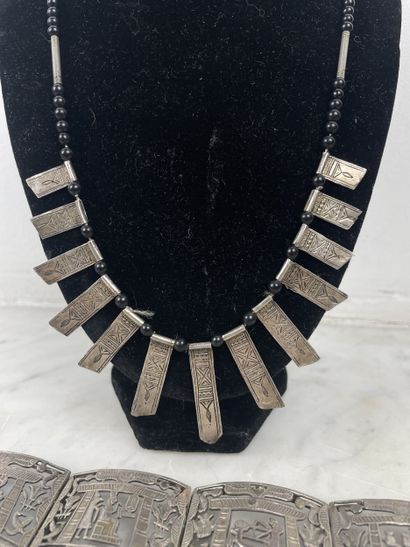 Lot of jewelry with Egyptian and Tuareg decor...
