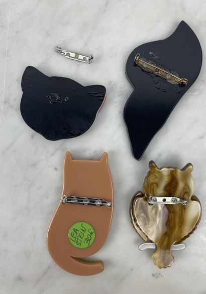 Set of 4 brooches in the Léa Stein style
Lot...