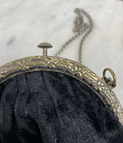 Ensemble composé de trois sacs de soirée,...
