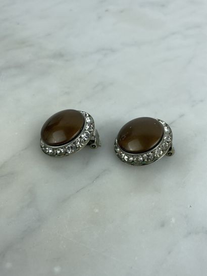 CORO - Pair of vintage ear clips, 1950s
Round...