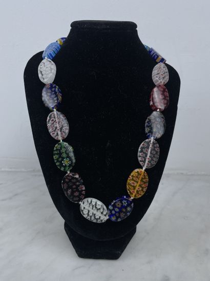 Murano glass necklace, 17 flat oval beads...