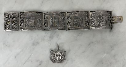 Lot of jewelry with Egyptian and Tuareg decor...