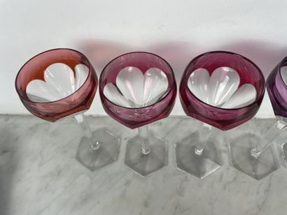 Set of 6 crystal glasses In the Val Saint-Lambert...