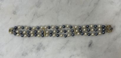 Silver bracelet (800 thousandths) with three...