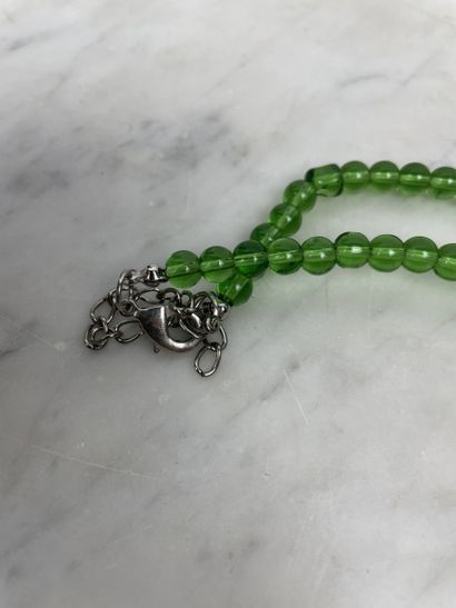 Fancy green necklace with various stones...