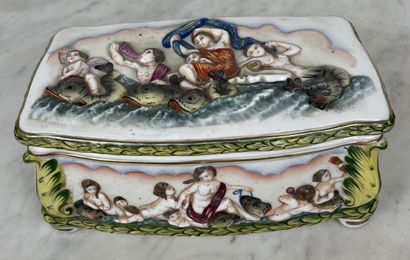 Rectangular porcelain box Decorated in relief...