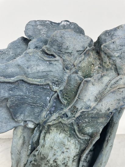 Unidentified ceramist - Large organic sculpture...