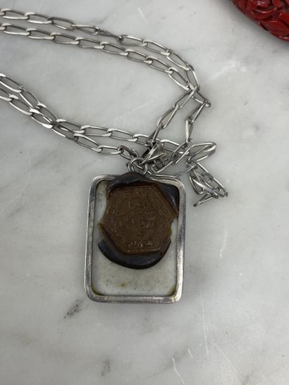 Asian lot: 925 silver necklace with dragon...