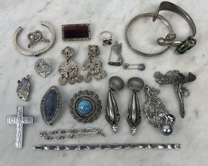 Lot of costume jewelry and silver-plated...