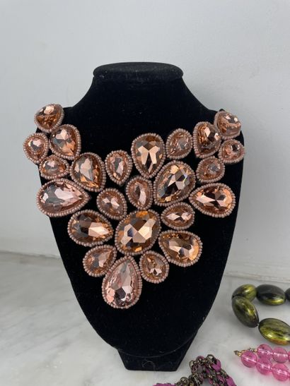Assorted costume jewelry sets - Necklaces,...