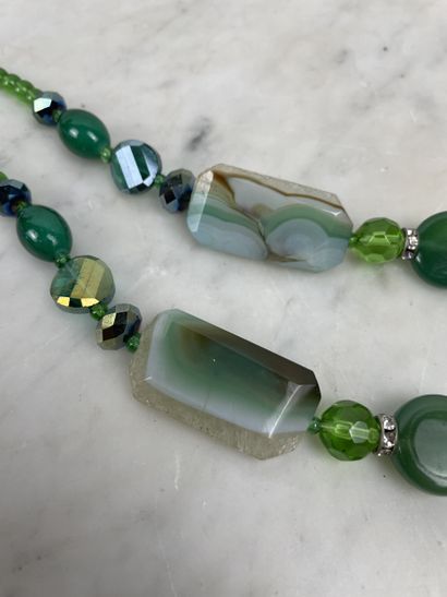 Fancy green necklace with various stones...