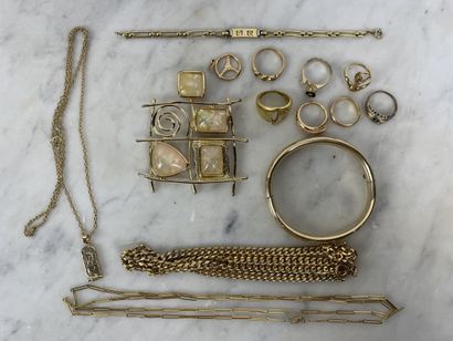 Lot of costume jewelry including gold-plated...