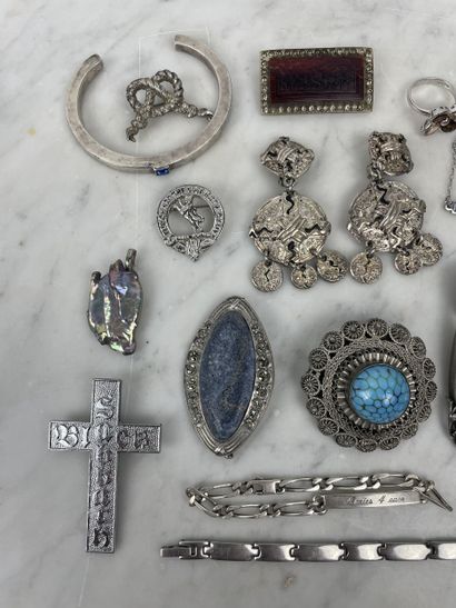 Lot of costume jewelry and silver-plated...