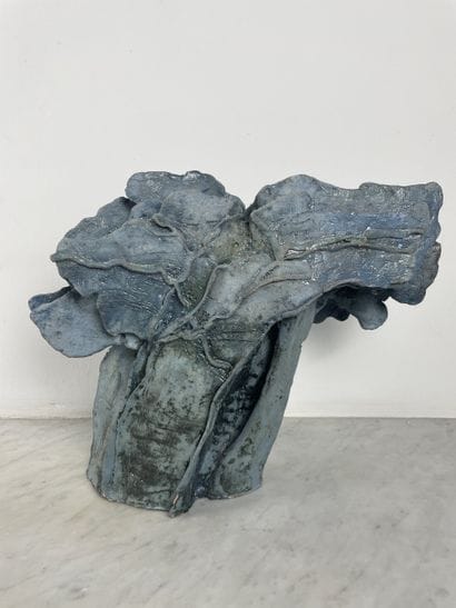 Unidentified ceramist - Large organic sculpture...