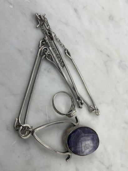 Set in 925‰ and 800‰ silver adorned with...
