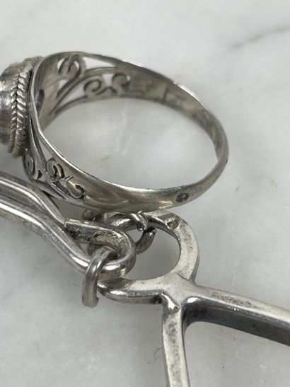 Set in 925‰ and 800‰ silver adorned with...