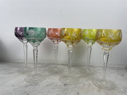 Set of 6 color-lined and overlay-cut crystal...