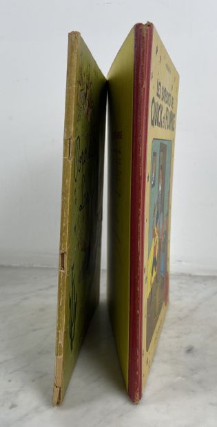 Hergé Lot of two vintage comics
Set including:
...