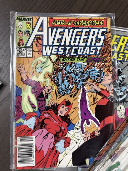 Lot of 32 American Marvel Comics, The West...