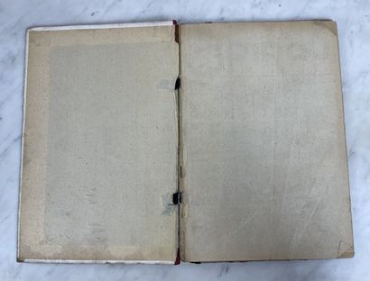 Lot of two vintage illustrated albums: Alek...