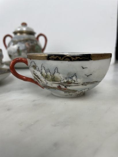 Japanese tea service, in the Kutani style,...