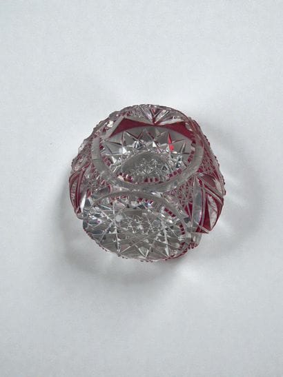 Val Saint-Lambert-style crystal overlay paperweight...