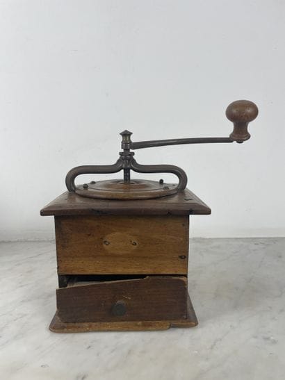 Attributed to Peugeot Frères - Countertop...