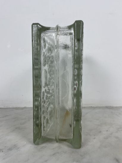 Rectangular vase in colorless molded glass...