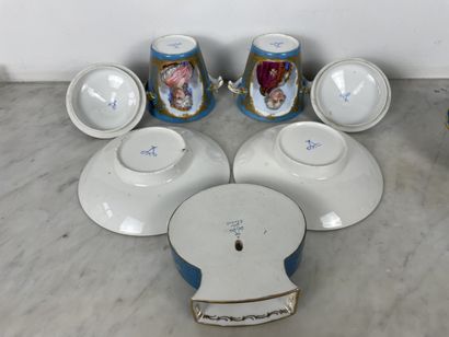 Paris, late 19th - early 20th century - Porcelain...