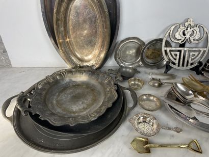 Kitchen set - sets of trays, dishes and small...