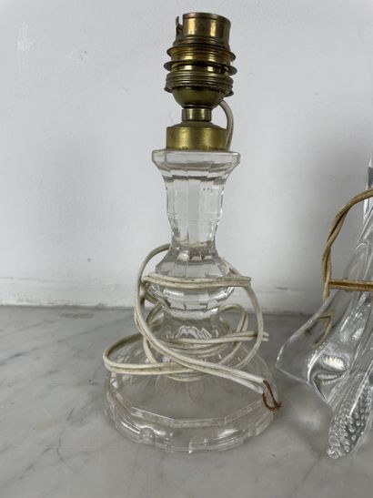 Lot de trois pieds de lampes de chevet en...