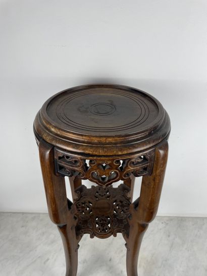 Console / guéridon à quatre pieds galbés,...