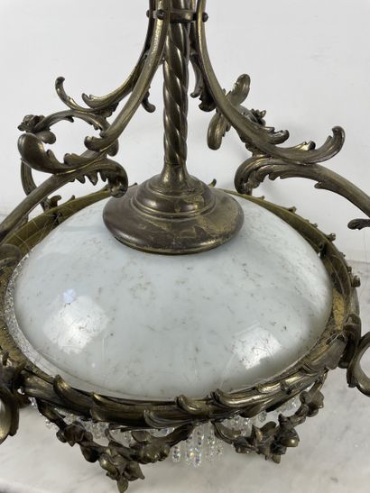 Plafonnier de style Louis XV/Rocaille, monture...