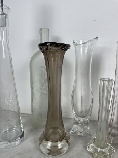 Set of 9 glass vases including 1 bottle,...