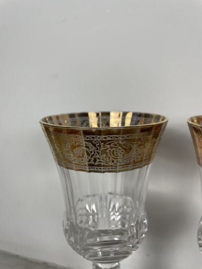 Set of 6 crystal stemmed glasses Gilded decoration
Set...