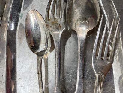 Manufactures diverses - Silverware lot: heterogeneous...
