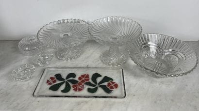 Lot of molded glassware, 20th century: two...