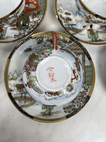 Japanese tea service, in the Kutani style,...