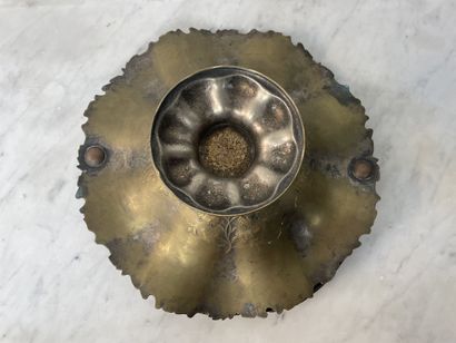 Metal (copper alloy and silver-plated metal)...