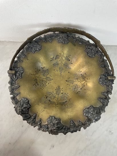 Metal (copper alloy and silver-plated metal)...