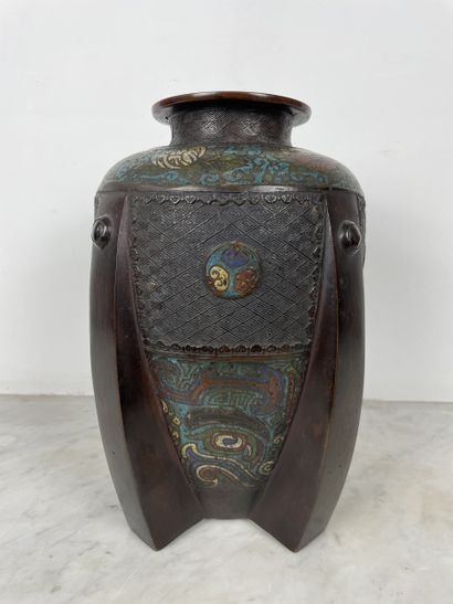 Japan, Meiji period (circa 1880 1900) - Four-lobed...