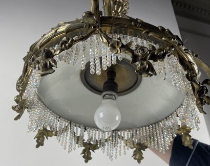 Plafonnier de style Louis XV/Rocaille, monture...