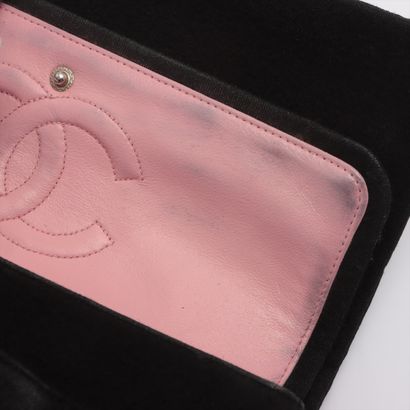 Chanel Timeless Classic Double Flap
Quilted...
