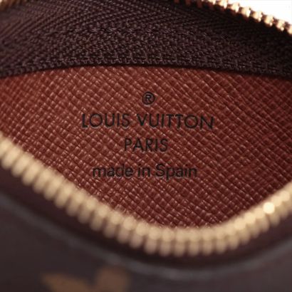 Louis Vuitton Neverfull Pochette
Removable...
