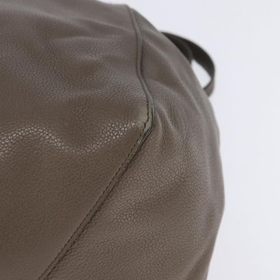 Céline Phantom Cabas
Phantom Cabas leather...